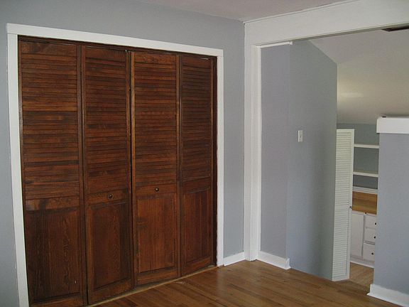 5th image of 6 Hill Cir