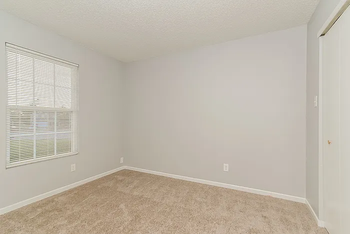 1710 Elijah Blue Dr — Photo 11