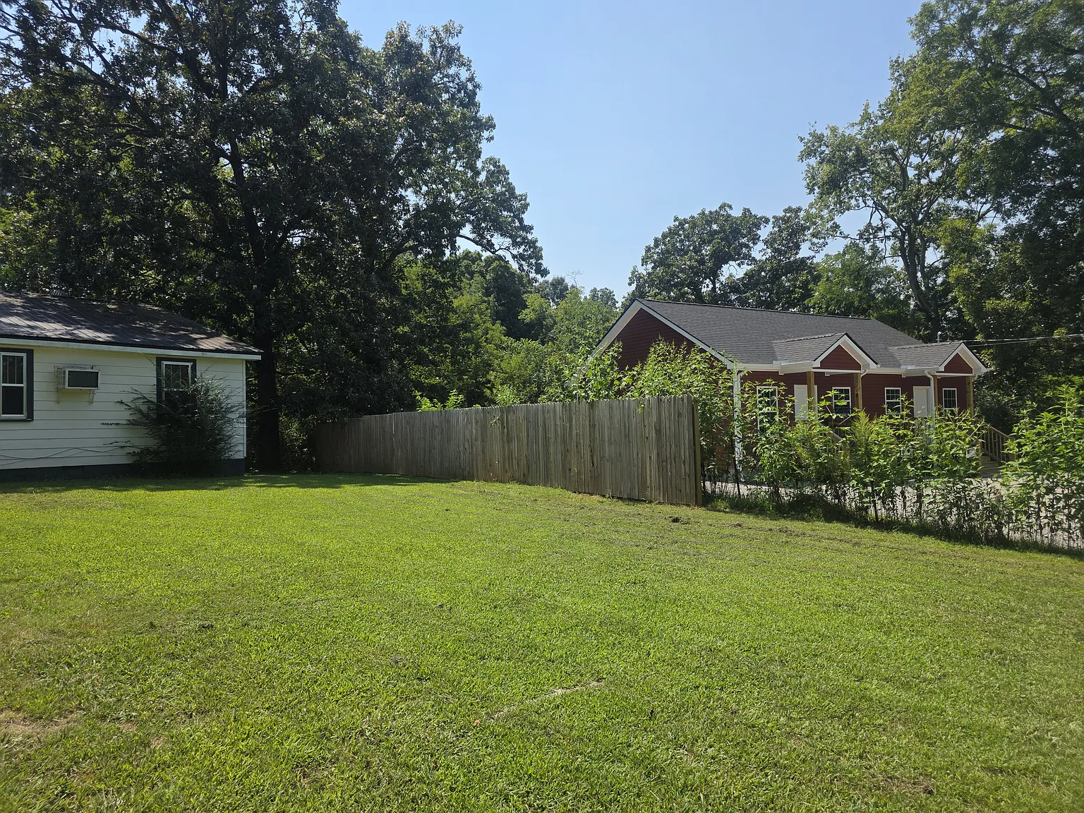 3 bed, 1100 sqft, $1,500 — Photo 4