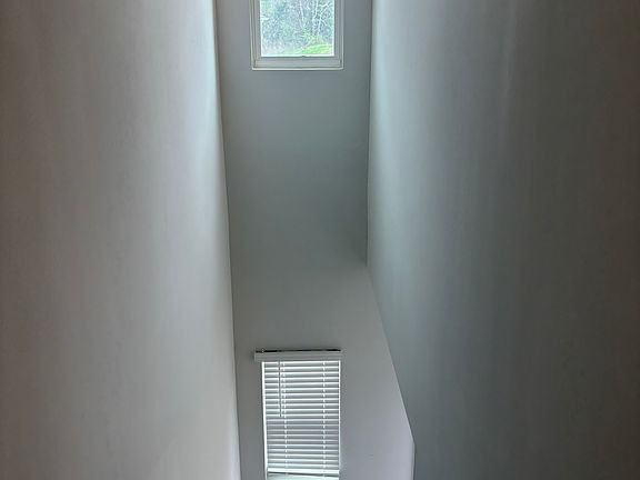 3rd image of 266 Redhead Ln