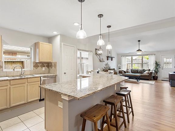 5th image of 3026 Antler Way