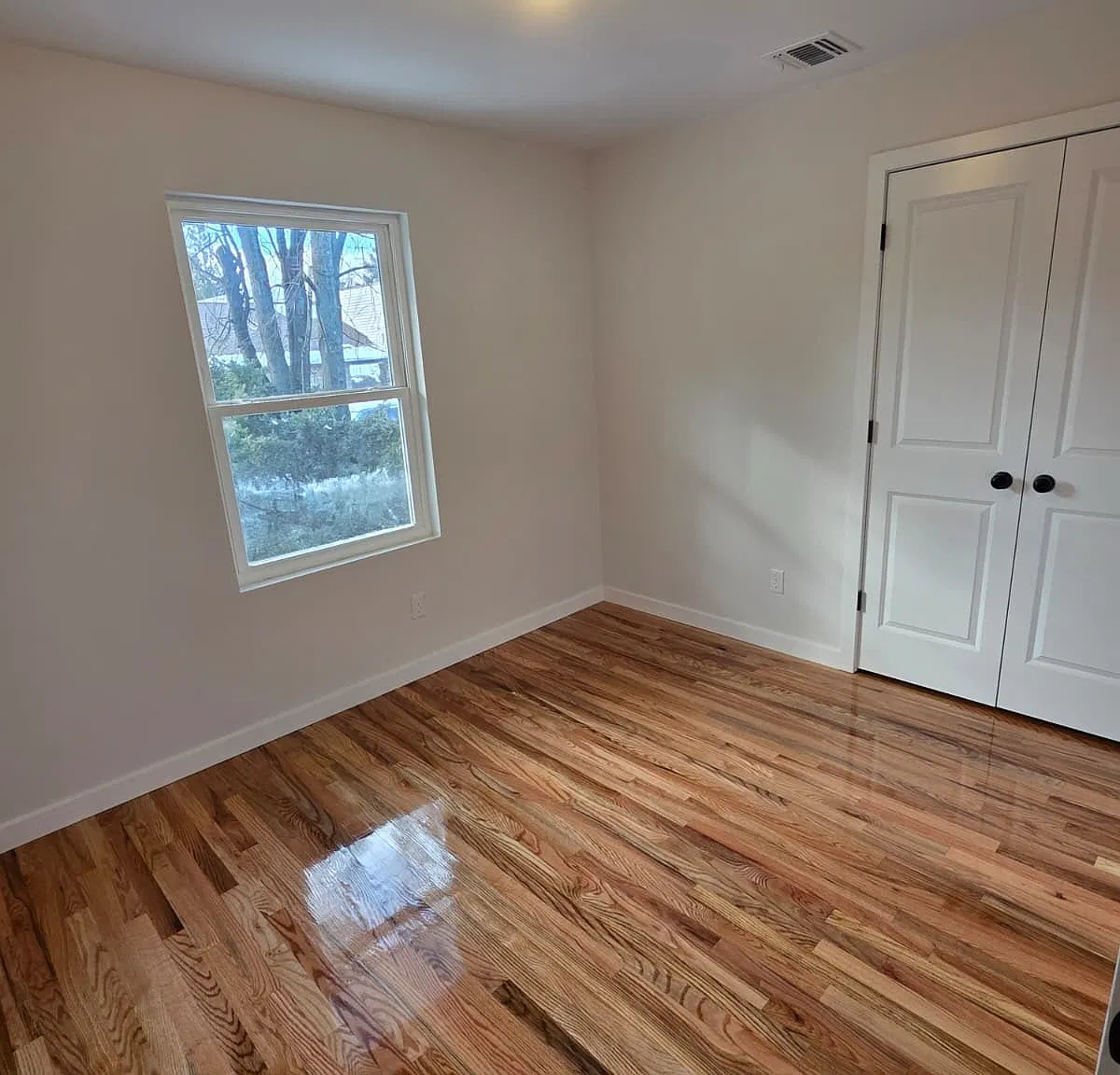 4 bed, $3,100 — Photo 4