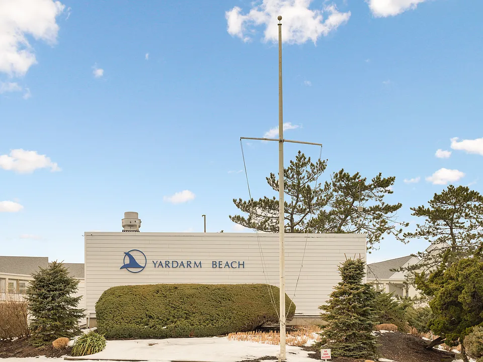 265 Dune Rd