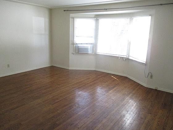 2nd image of 5207 E Carson St