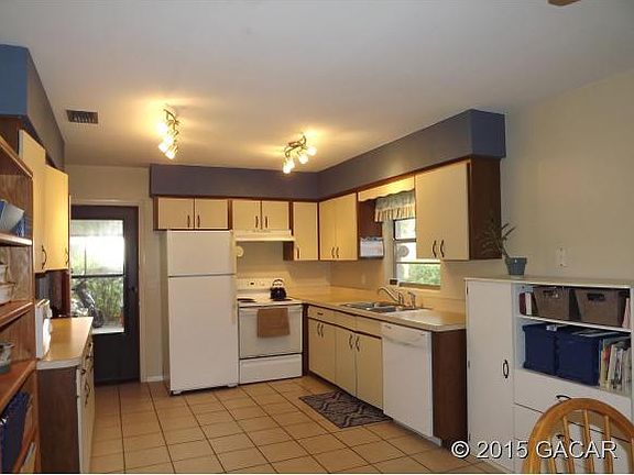 3rd image of 3120 NW 52nd Pl