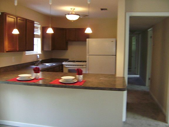 kitchen with breakfast bar