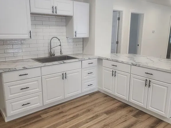 137 Eureka St, Syracuse, NY 13204