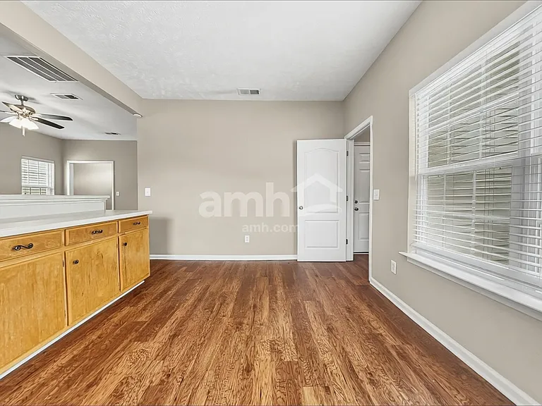 2738 Pepperdine Dr — Photo 4