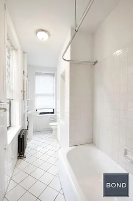 Rented by Bond New York | media 14