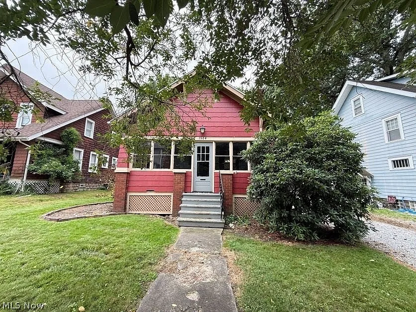 1504 Preston Ave