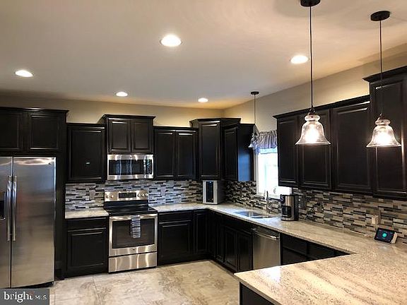 2nd image of 1224 Cydney Ln