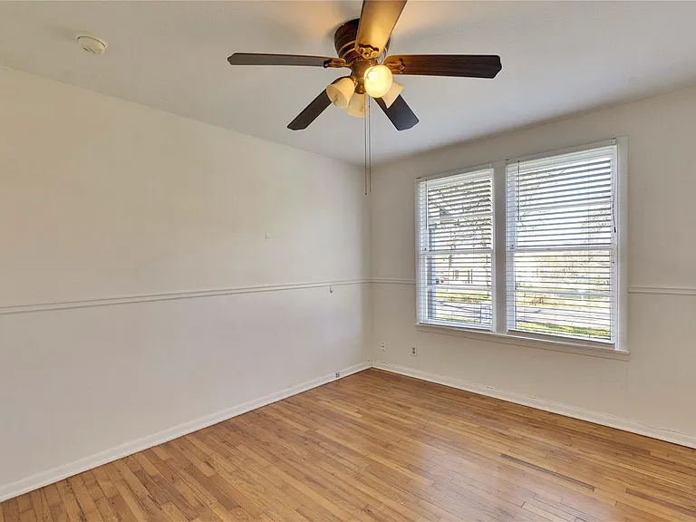 11606 Tedford St — Photo 14