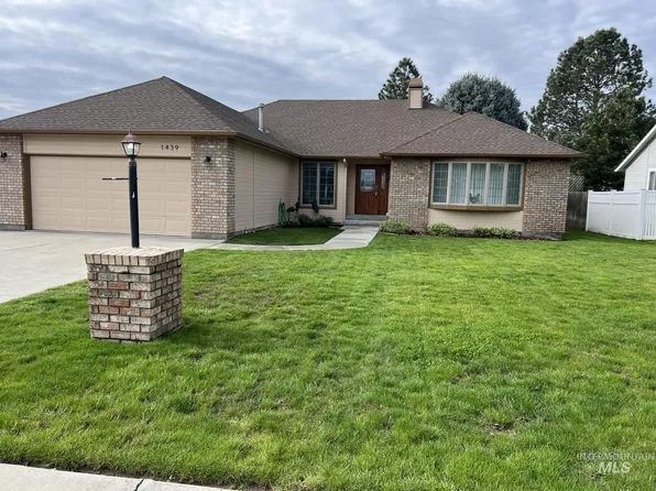1439 Fernlee St, Emmett, ID 83617