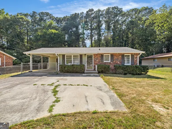 6189 Castlewood Dr, Morrow, GA 30260