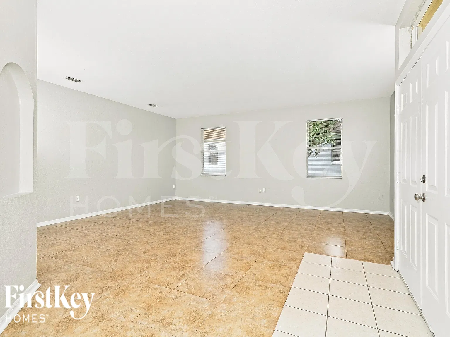 3 bed, 2.0 bath, 2018 sqft, $1,750 — Photo 3