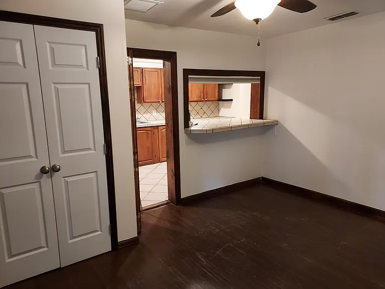 2720 Sidney Ave #1 — Photo 5