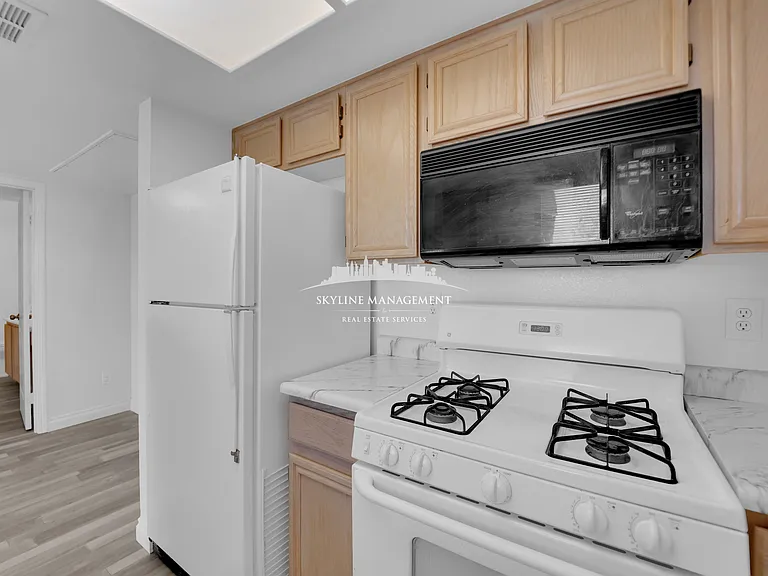 8070 W Russell Rd #2063 — Photo 14