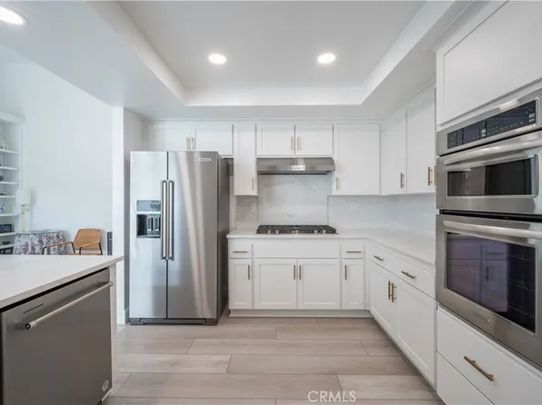 4 Maritime Dr, Corona Del Mar, CA 92625