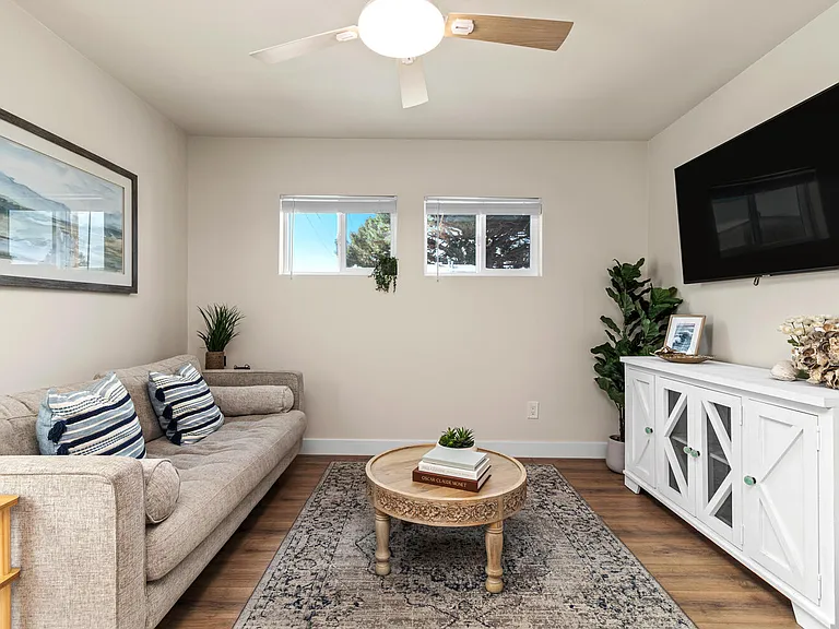 4871 Long Branch Ave — Photo 1