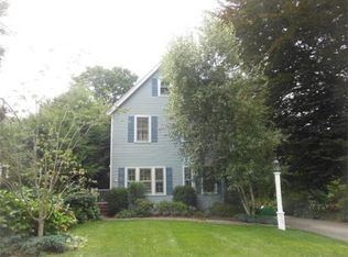 70 Ward St, Lexington, MA 02421