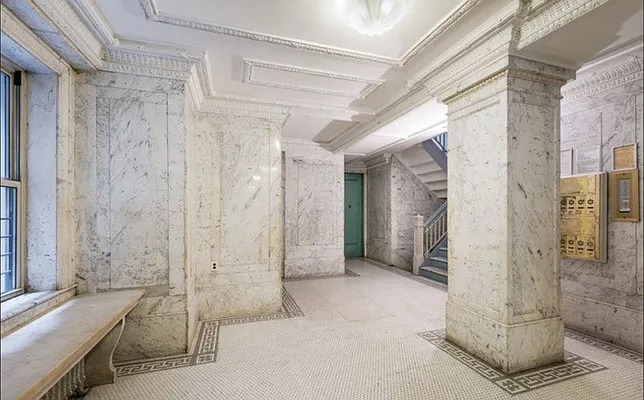 Rented by Oxford Property Group | media 37