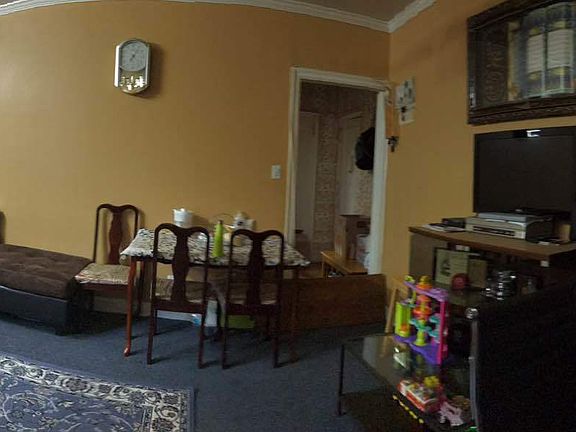 5th image of 2200 85th St APT 1B