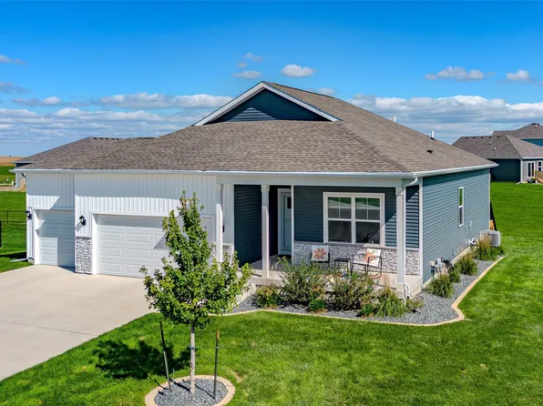 14400 Ironwood Ct, Grimes, IA 50111