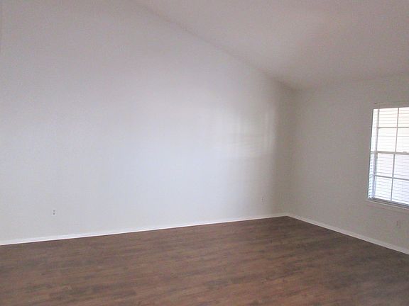 4th image of 12321 Patron Dr #B