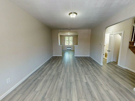 5th image of 4427 Richardson Ave