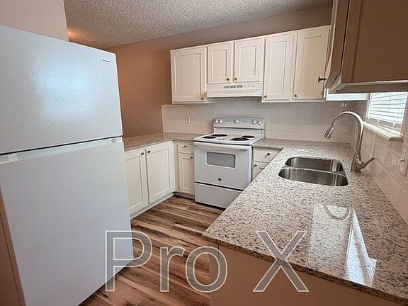 3rd image of 506 N Betty Jo Dr