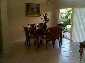 3rd image of 715 Stanton Dr