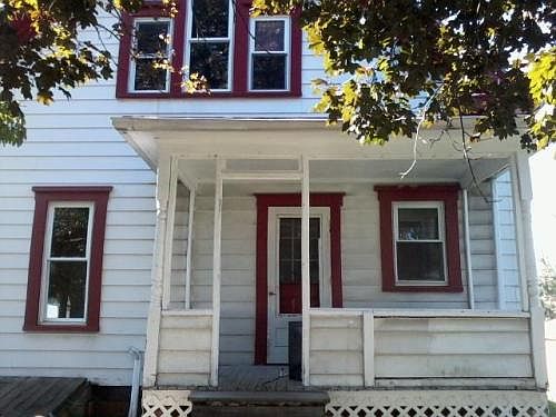 2nd image of 164 E Main St