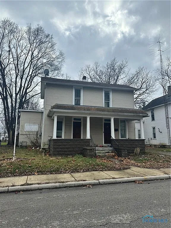 409 Washington St photo 1