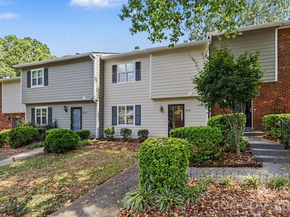 3272 Heathstead Pl, Charlotte, NC 28210