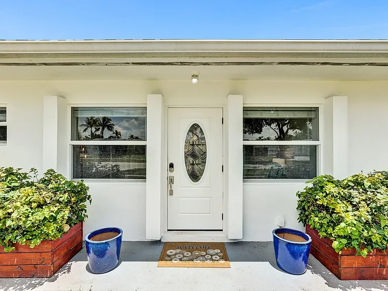 9446 Birmingham Dr — Photo 1