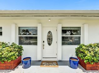 9446 Birmingham Dr, Palm Beach Gardens, FL 33410