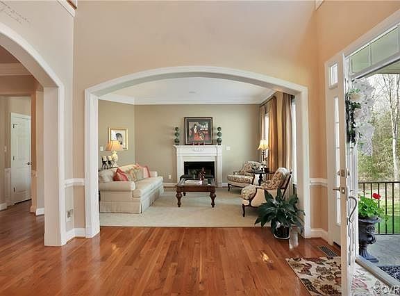 3rd image of 15737 Chesdin Point Dr