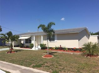 5202 Grobe St, North Port, FL 34287