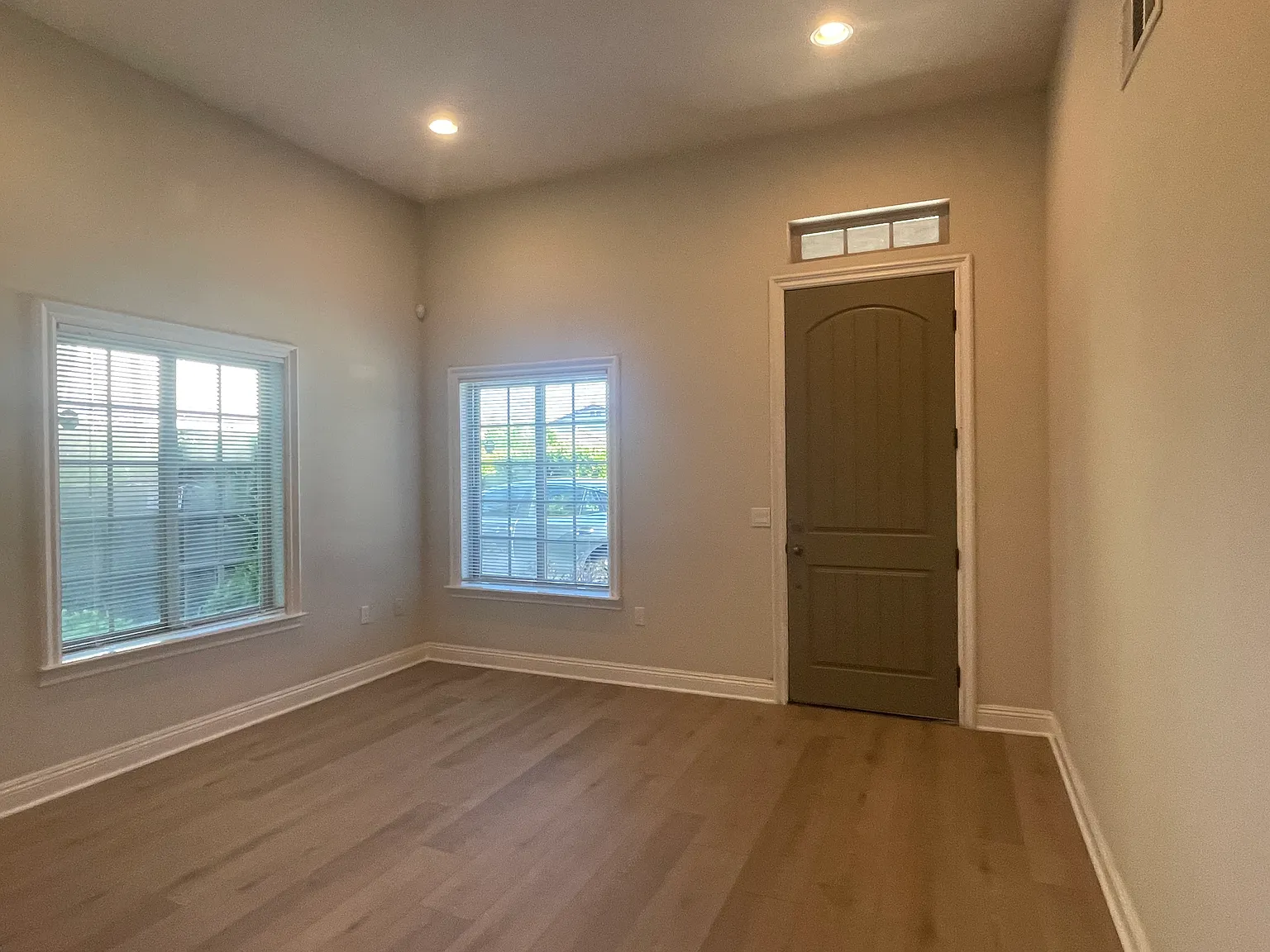 5408 McCulloch Ave — Photo 2
