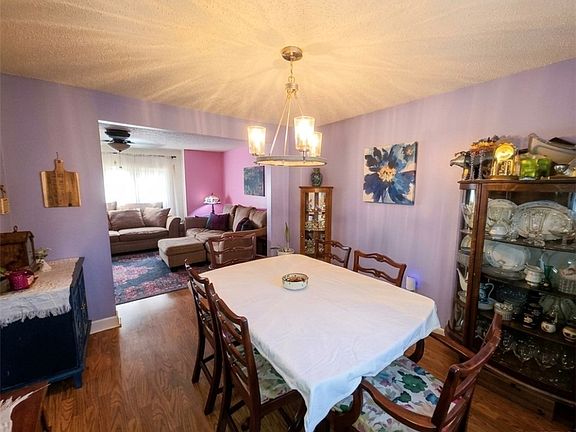 5th image of 156 Hillpine Rd