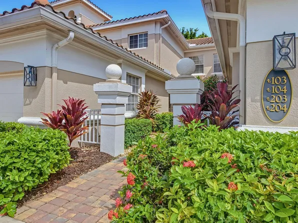 3965 Deer Crossing Ct APT 103, Naples, FL 34114