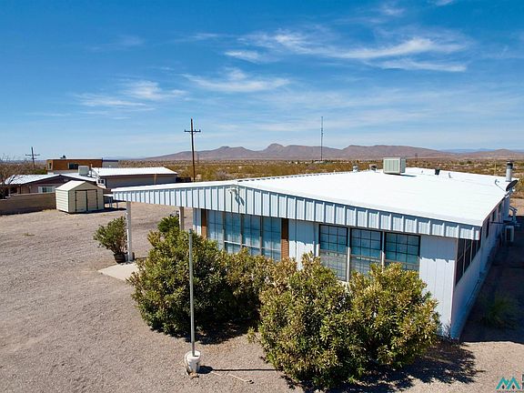2nd image of 312 Ocotillo Dr
