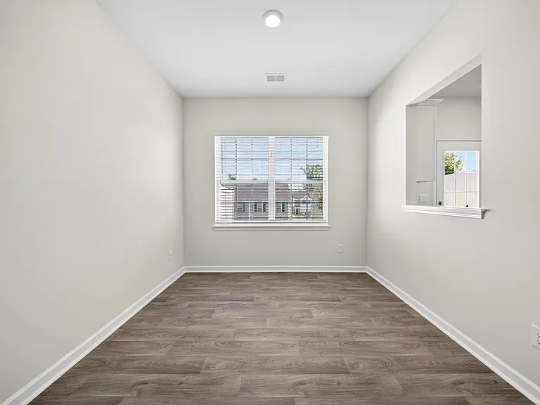 1175 Evelynnview Ln — Photo 6