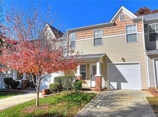 5608 Santeelah Ct, Charlotte, NC 28217