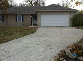 811 Timberland Cir, Mount Vernon, MO 65712