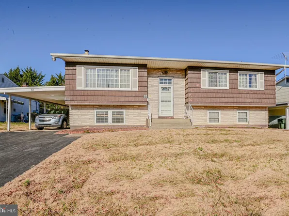 12 Alwyn Rd, Newark, DE 19713