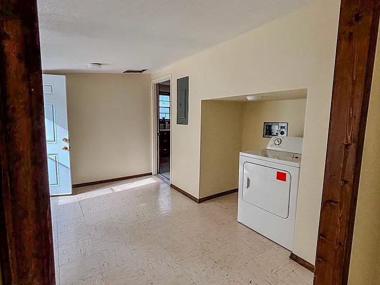 1109 N Park Ave #1 — Photo 32