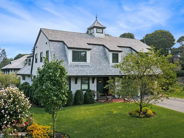 4 Gallison Ave, Marblehead, MA 01945