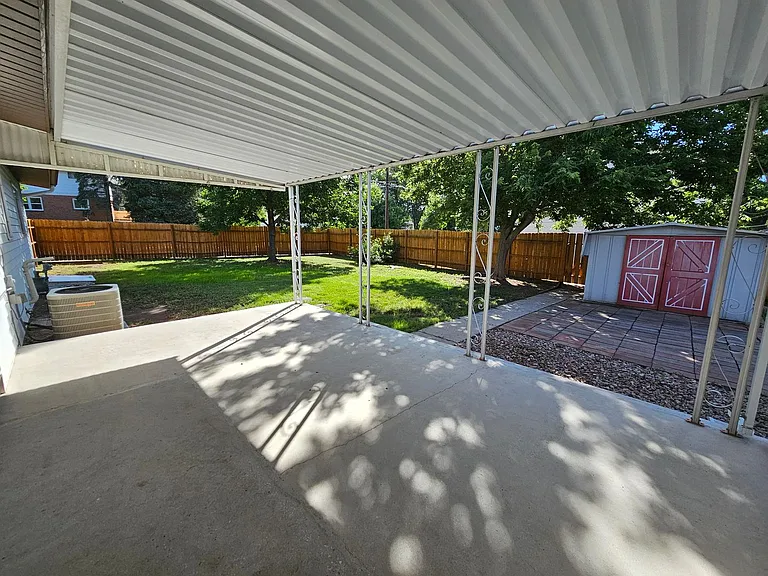 3617 Leeds Ln — Photo 20