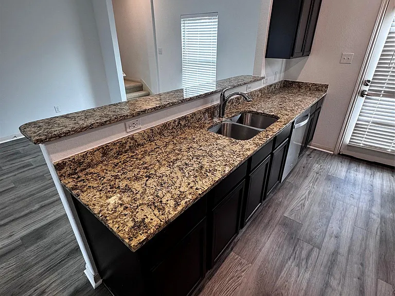 13713 Henry A Wallace Ln — Photo 12